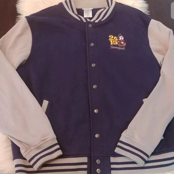 Disney Jackets & Blazers - MAKE AN OFFER‼️2015 Disneyland Jacket Size M